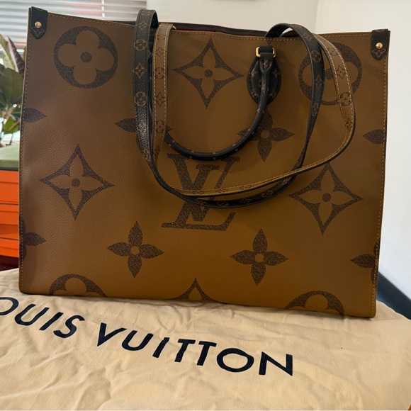 Louis Vuitton Tan and Brown Monogram Tote - Picture 1 of 6